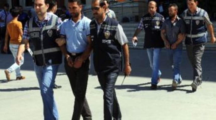 Gaziantep&rsquo;te Cinayet Zanlısı 2 Kişi Adliyeye Sevk Edildi