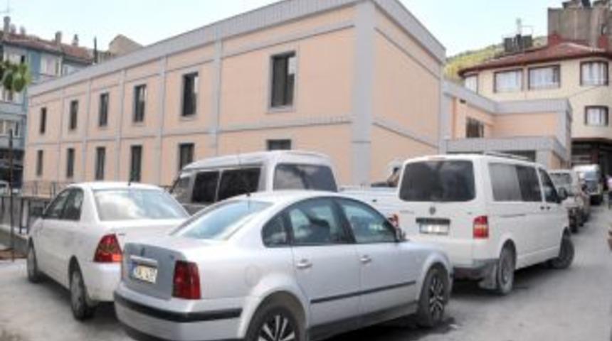 Belediyenin Otoparklarında Ilk 45 Dakika &Uuml;cretsiz