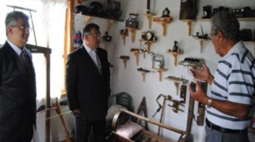 D&uuml;zce Valisi Adnan Yılmaz Etnografya M&uuml;zesine Hayran Kaldı