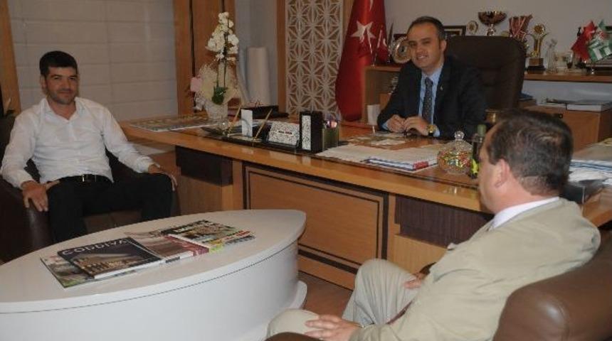 Akhisarspor Kul&uuml;p Yeni Y&ouml;netimi Başkan Aktaş&rsquo;ı Ziyaret Etti