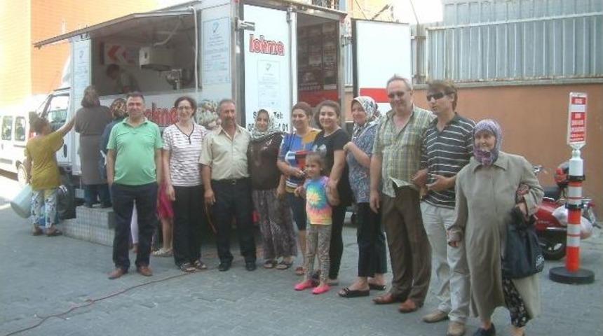 Burhaniye&rsquo;de Esnaflar Lokma D&ouml;kt&uuml;rd&uuml;