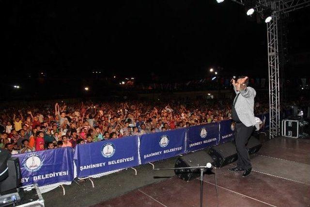 Şahinbey Belediyesi Perilikaya Mahallesinde Konser Düzenledi