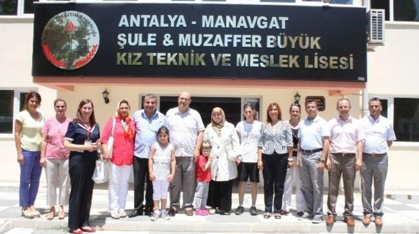 Grup Başkanı Tunay Alkan Kız Meslek Lisesi&rsquo;ni Ziyaret Etti