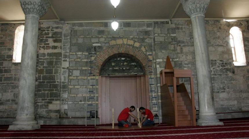 Yıldırımhan: Ayasofya'da Yasaya Aykırı Bir Işlem Yapılmadı