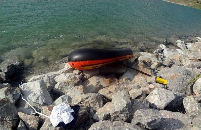 G&ouml;lette Kaybolan Gencin Cesedi Bulundu 1