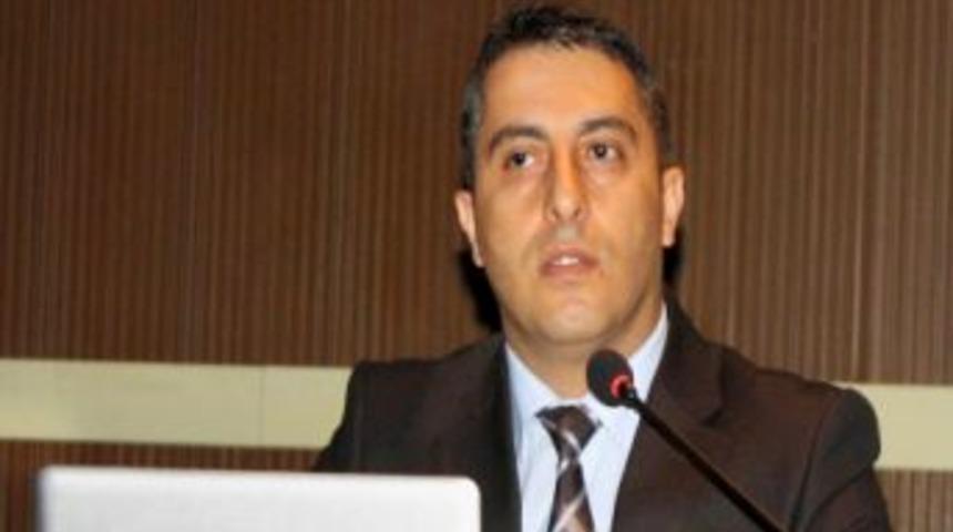 Eğilmez: Batı D&uuml;nyası T&uuml;rkleri Hala G&ouml;rmezden Geliyor