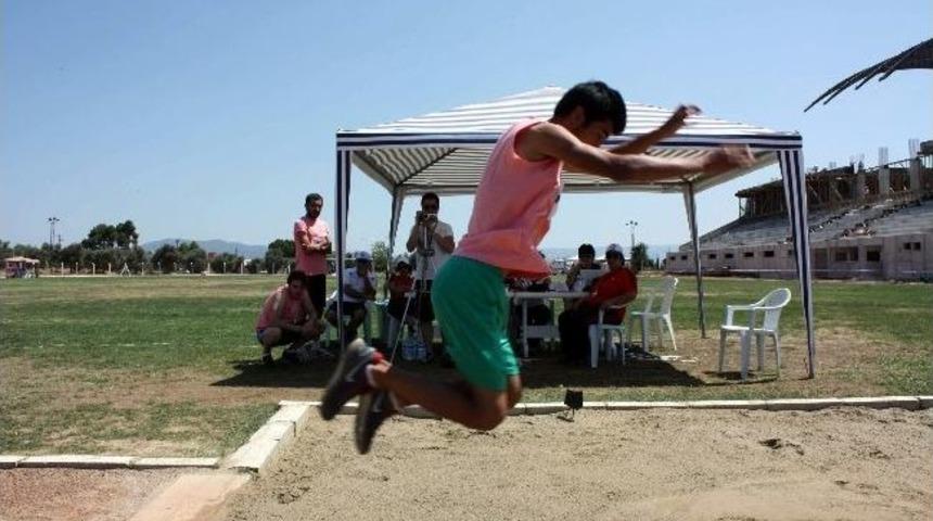 42 Milli Sporcu Ad&uuml; Besyo&rsquo;lu Olabilmek İ&ccedil;in Ter D&ouml;k&uuml;yor