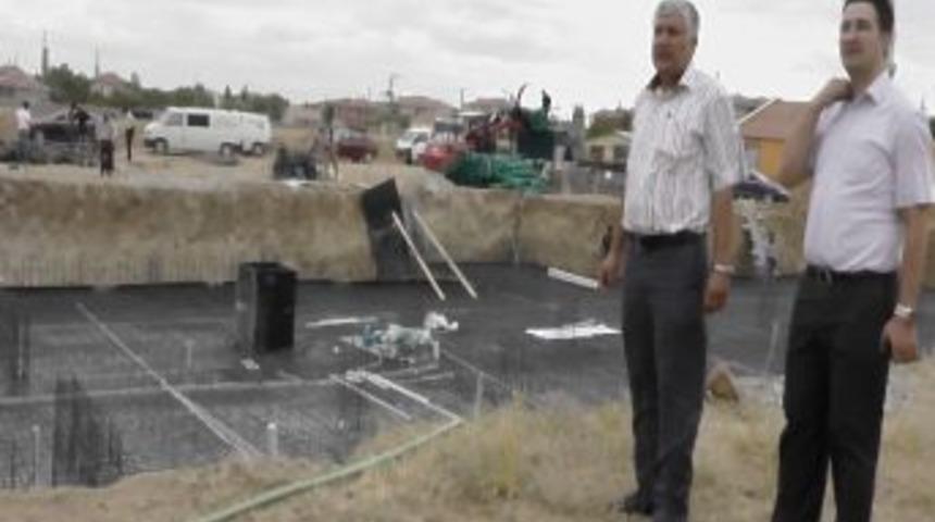 Kulu&rsquo;da Hayırseverin Bağışladığı Arsada Okul İnşaatı Başladı