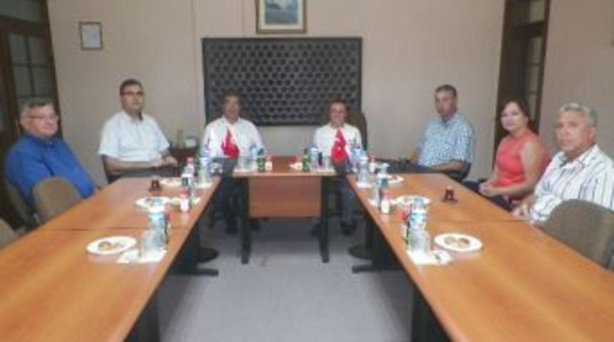 S&ouml;ke Kaymakamı Demirezer&rsquo;den S&ouml;ke Ticaret Borsası'na Ziyaret