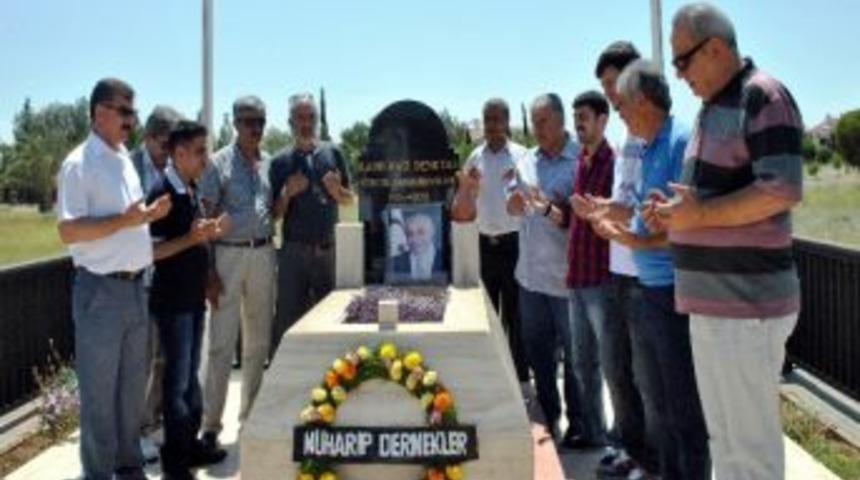 Gap Gazeteciler Birliği Merhum Denktaş&rsquo;ın Kabrini Ziyaret Etti