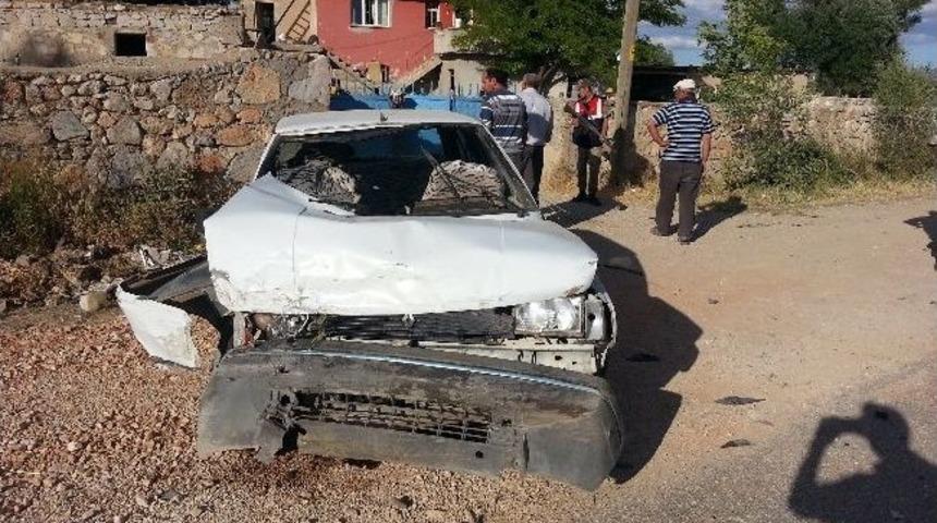 Elbistan&rsquo;da Trafik Kazası: 8 Yaralı