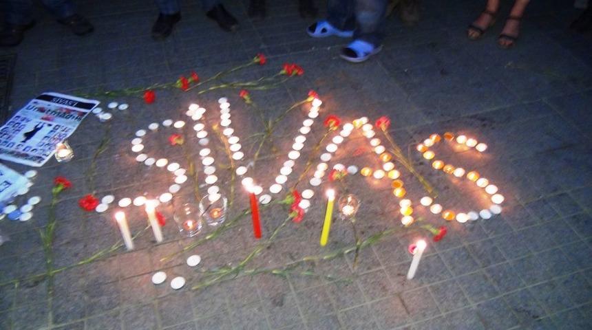Taksim'de Sivas Ve Gezi Parkı Olaylarında &Ouml;lenler Anıldı