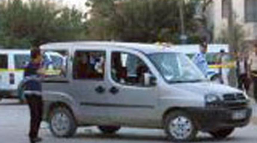 Aile kavgası kanlı bitti: 1 &ouml;l&uuml;, 1 yaralı