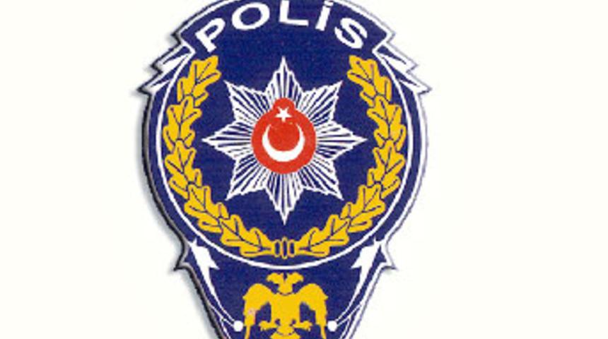 Polislerden CHP hakkında su&ccedil; duyurusu