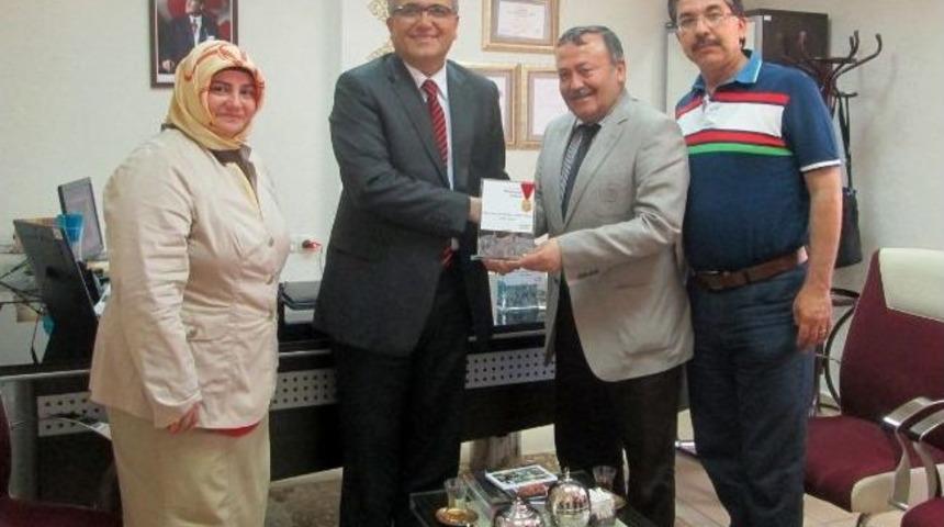 Emniyet M&uuml;d&uuml;r&uuml; Aşık&rsquo;tan İade-i Ziyaret