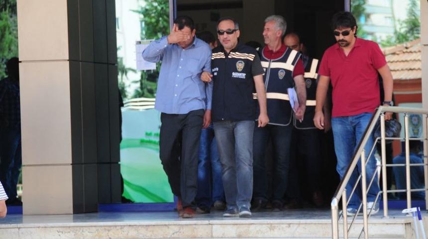 G&uuml;mr&uuml;kten Ucuz Mal Yalanıyla Iki Aşamalı Soygun