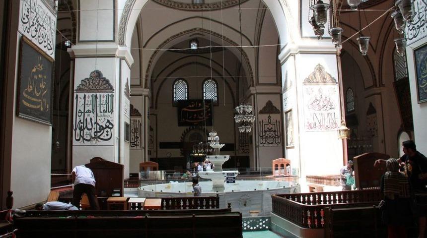 Ulu Cami'de Ramazan &Ouml;ncesi Detaylı Temizlik