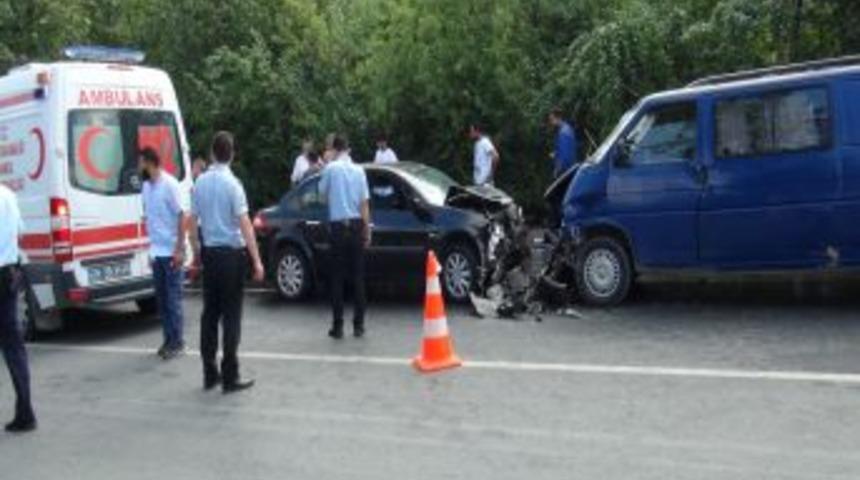 Çekmeköy'de Kaza: 10 Yaralı