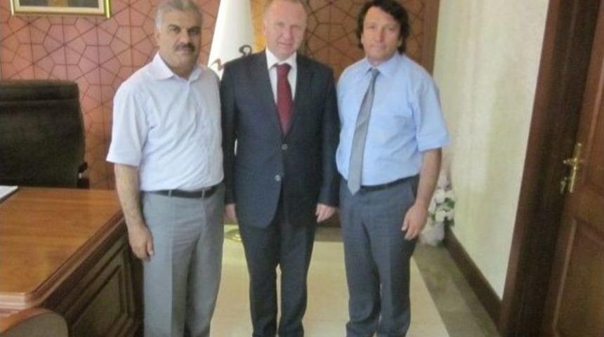 T&uuml;rkiye Kamu Sen İl Temsilcisi &Ccedil;etin&rsquo;den Vali Ceylan&rsquo;a Ziyaret