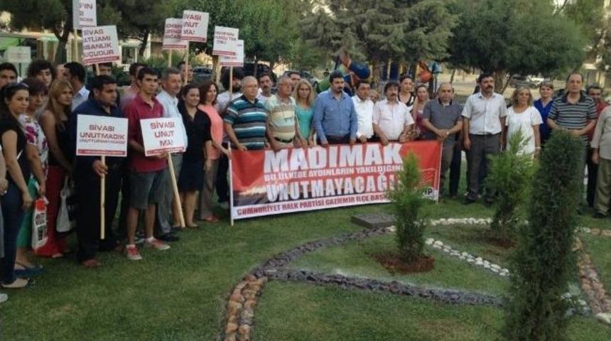 Madımak&rsquo;a 4 Fidanlı Anma