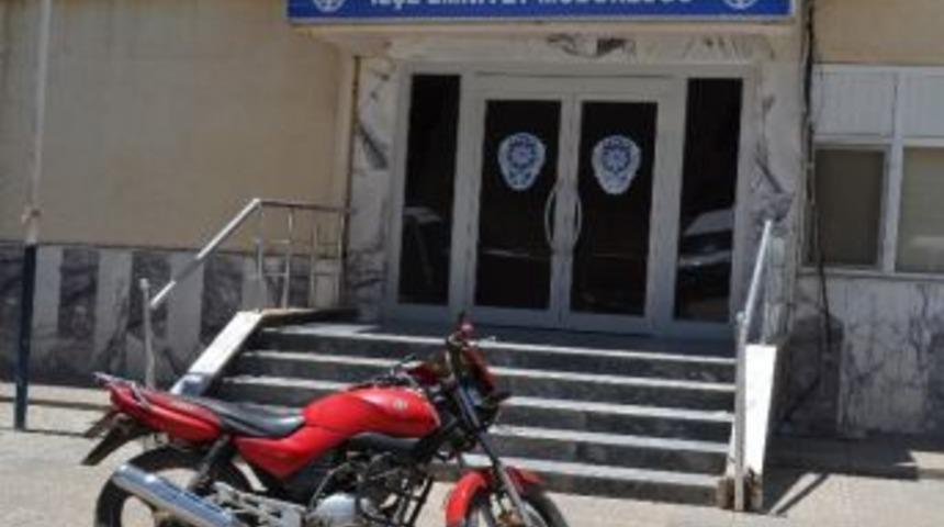 Hırsızlık Yapan 3 Kişi Tutuklandı