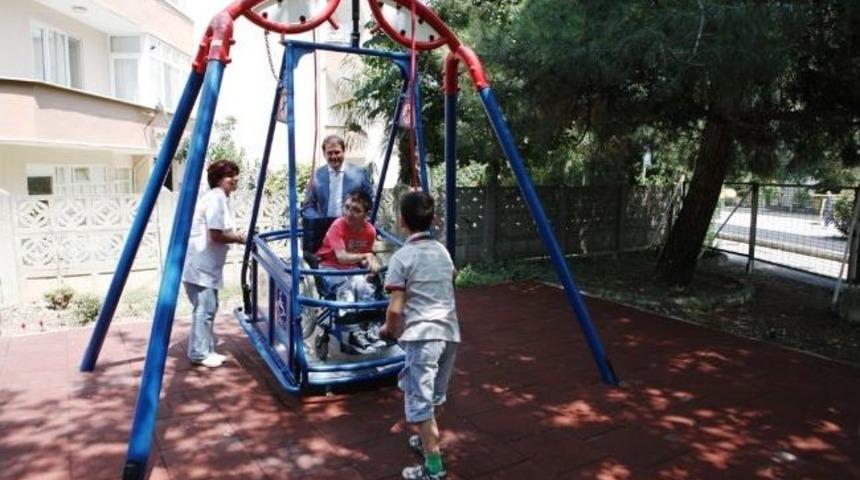 Nil&uuml;fer'de Engelliler İ&ccedil;in Park
