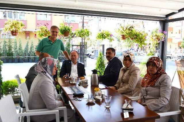 Başkan Ertem &Uuml;niversite Arkadaşlarını Ağırladı 3