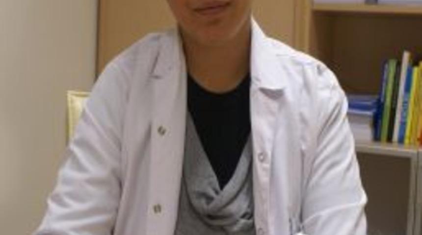 İftarda Mideye Aşırı Y&uuml;klenmeyin