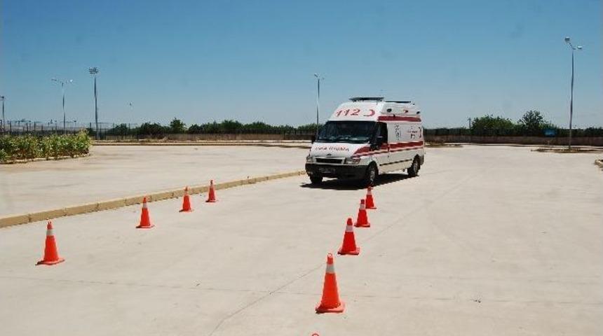 Ambulans Şof&ouml;rlerine Eğitim