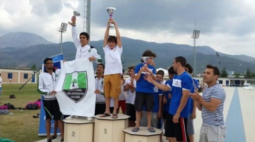 Şehitkamil Su Altı Sporlarında Başarıdan Başarıya Koşuyor