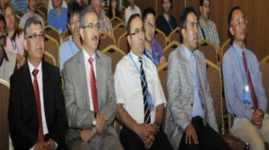 Sel&ccedil;uk, Uluslararası Konferansa Ev Sahipliği Yapıyor