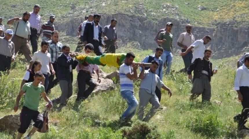 Eruh&rsquo;ta 4 Kız Kayboldu