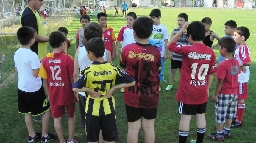 Denizli Belediyespor&rsquo;un Yaz Okullarına İlgi B&uuml;y&uuml;k
