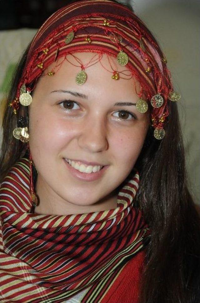 Rize Bezi &Uuml;r&uuml;nlerine Hayran Kaldılar 1