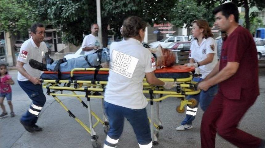 Nazilli&rsquo;de Trafik Kazası; 1&rsquo;i Ağır 2 Yaralı