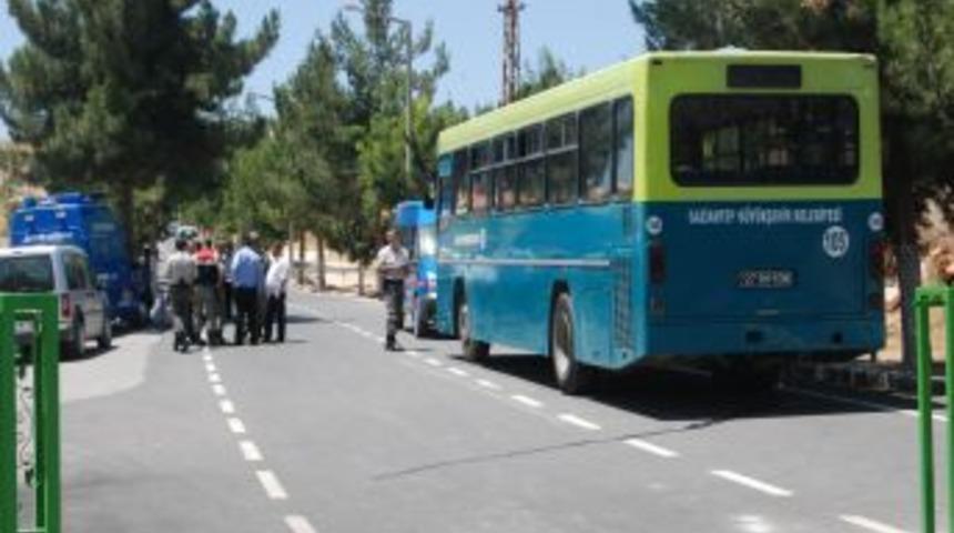 Cenazede cinnet dehşeti: 4 &ouml;l&uuml;
