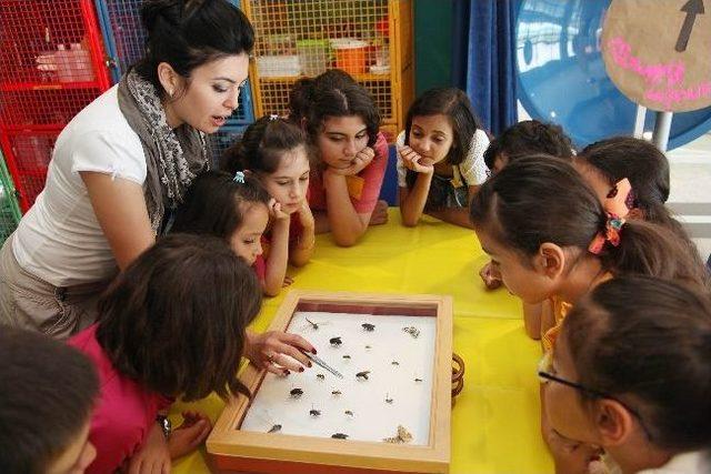 Bilimin Eğlence Dünyası Çocuklara Açıldı 1