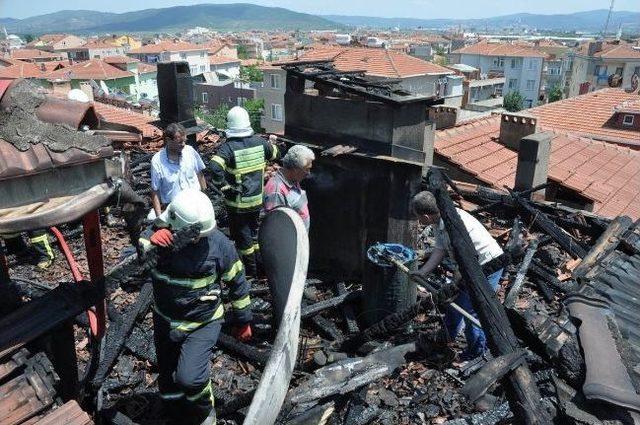 Gönen'de Yangın