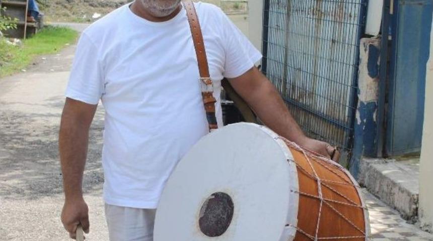 İzmit'te Ramazan Davulcuları G&ouml;reve Hazır
