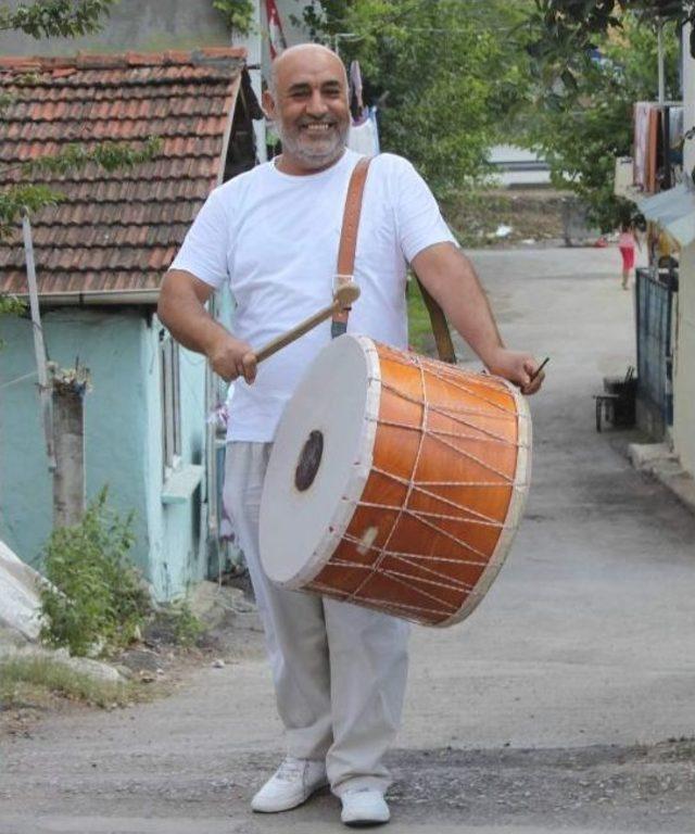 İzmit'te Ramazan Davulcuları Göreve Hazır