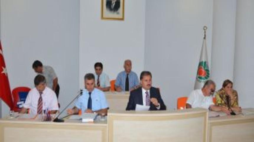 Kentsel D&ouml;n&uuml;ş&uuml;mde Evi Yıkılan Aileye 300 TL Kira Yardımı