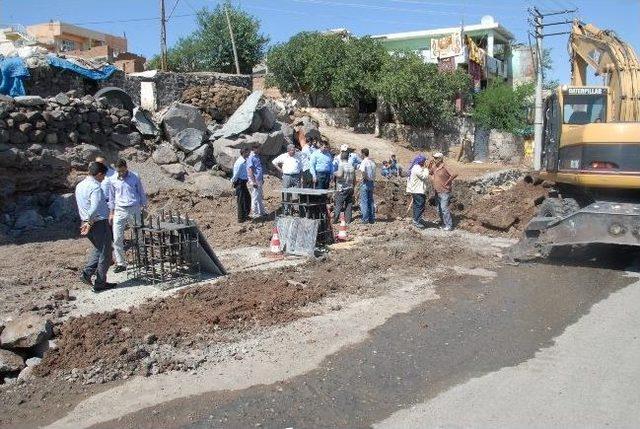 Vatandaşlar Tarafından Kapatılan Yola Üst Geçit Yapılıyor