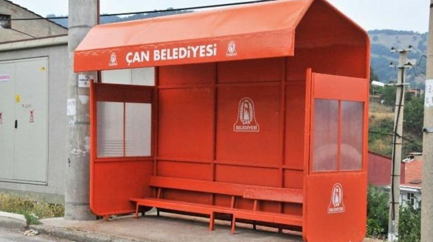 &Ccedil;an Belediyesi&rsquo;nden Otob&uuml;s Duraklarına Bakım