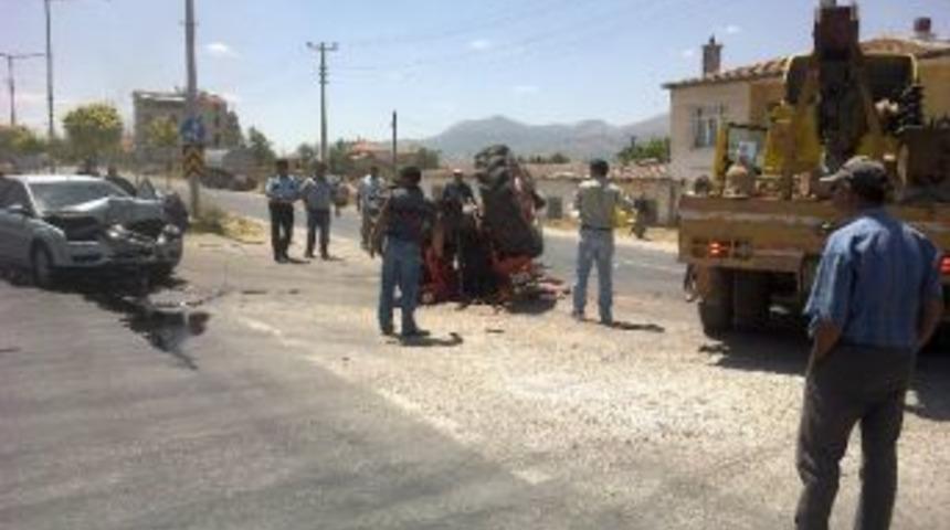 Karaman'da Zincirleme Trafik Kazası: 1 &Ouml;l&uuml;, 4 Yaralı