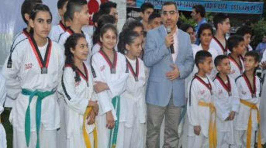 Sokaktan Kurtarılan &Ccedil;ocuklar Tekvando &Ouml;ğreniyor