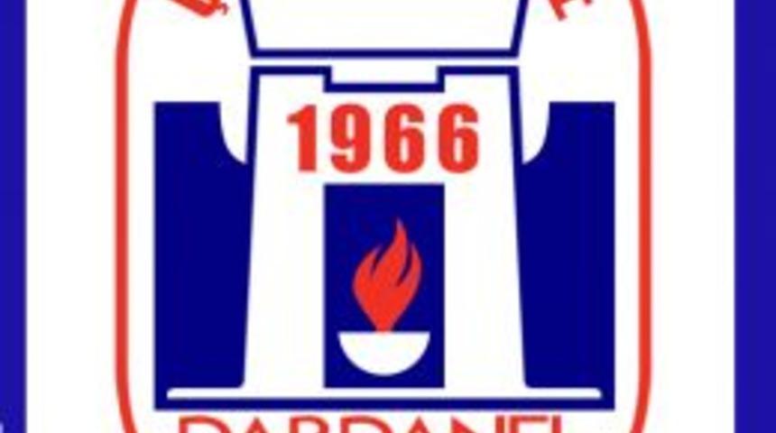 Gelibolu'lu Futbolseverler Dardanelspor'u bağrına basmak istiyor