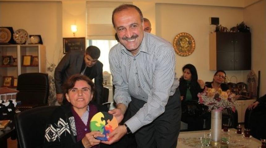 Kula'da Ekolojik Oyuncak At&ouml;lyesi A&ccedil;ılıyor