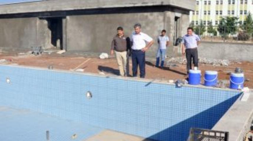 Siverek'te Yaptırılan Yarı Olimpik Havuzda Sona Gelindi