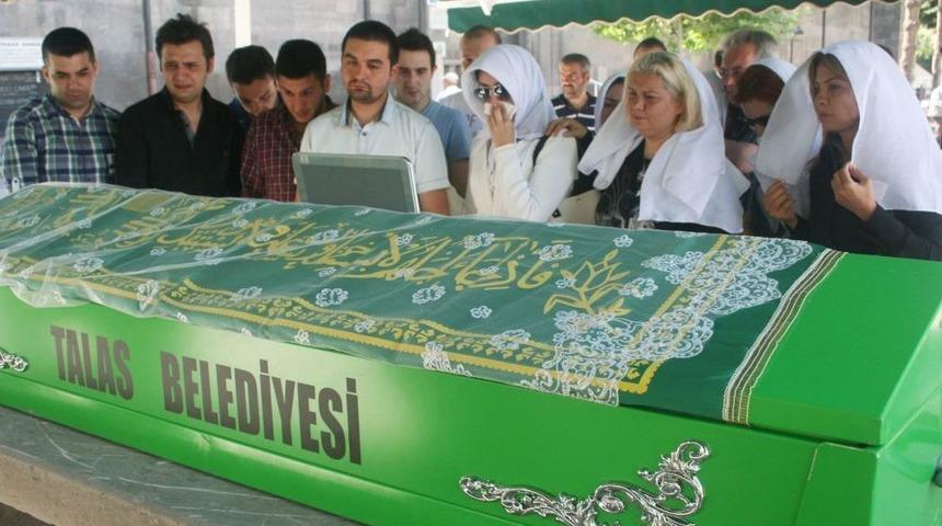 G&uuml;lenay, İsrail'den Gelen Kordon Kanı Nakline Rağmen Hayatını Kaybetti