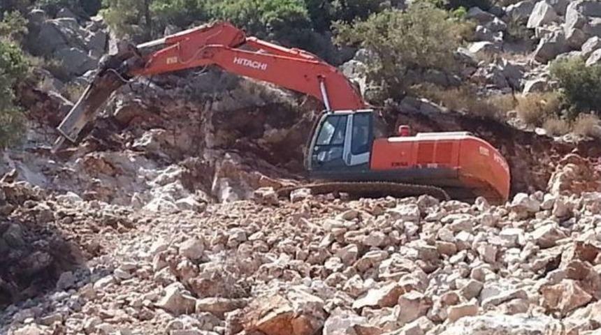 Marmaris&rsquo;te Ormanda Maden Faaliyetine Tepki